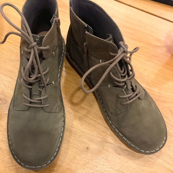 Clark’s Tamitha taupe boot brand new without box. - Picture 2 of 6